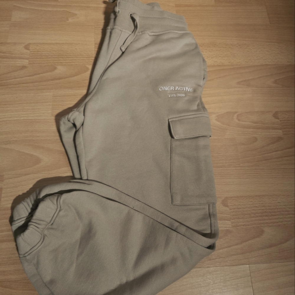 ONER ACTIVE Cargo Sweatpants (Size XS)